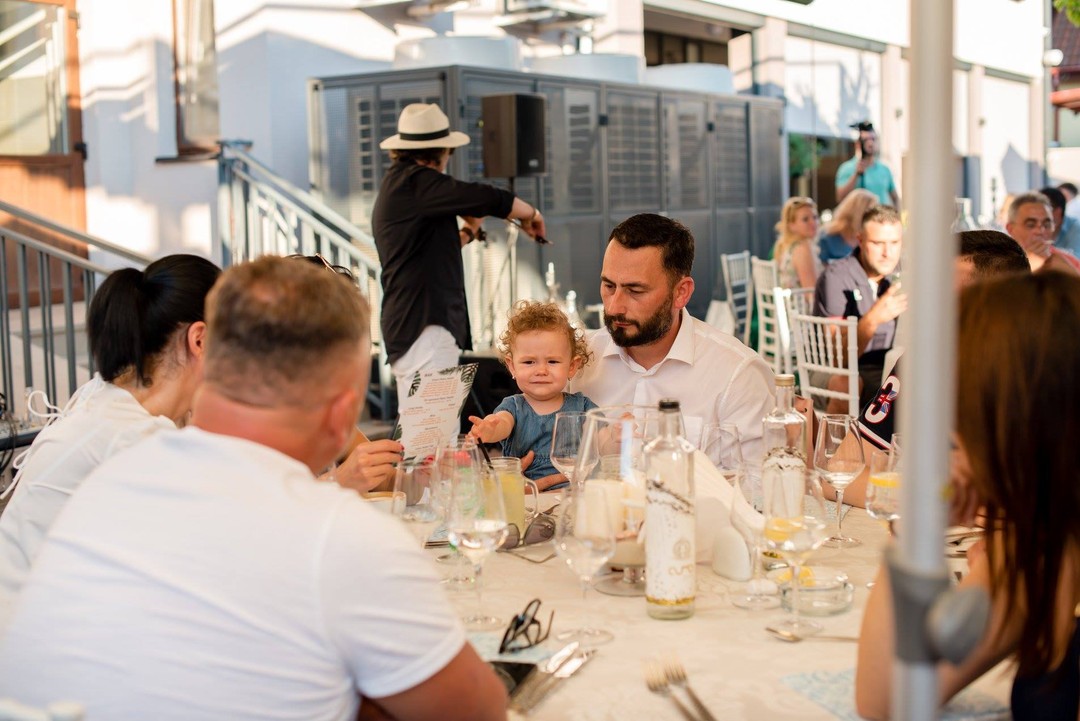 Aur'a Gold Water gallery image 4